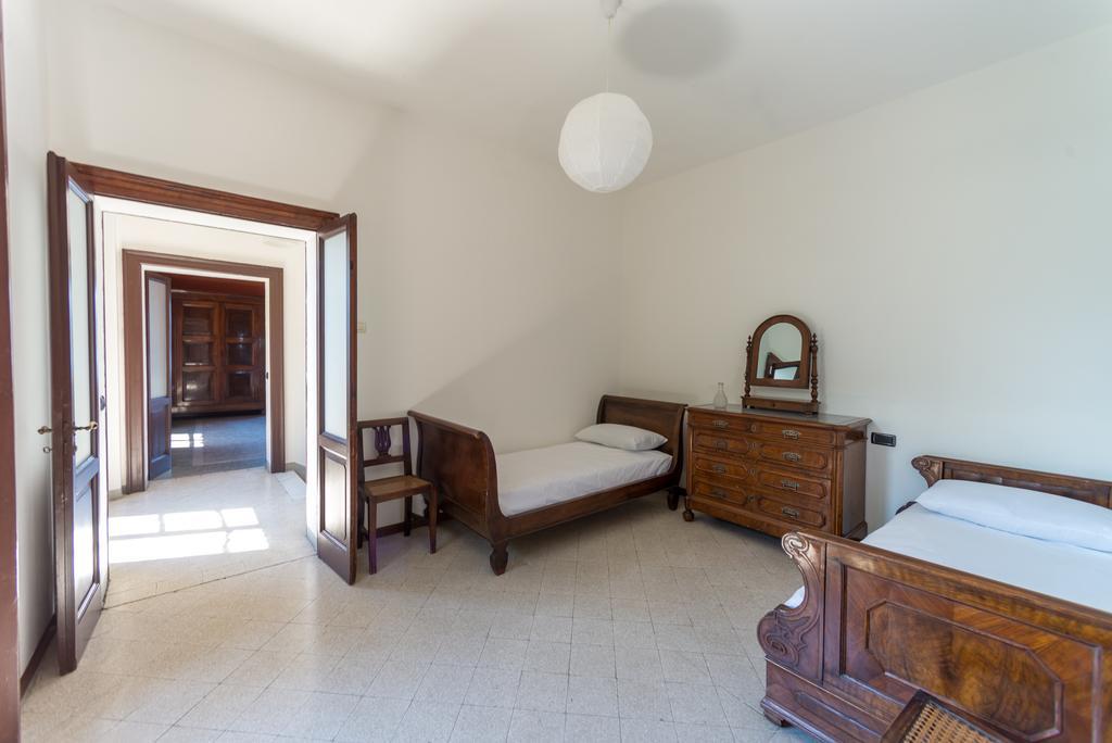 Villa La Rossa Fiumelatte Bagian luar foto